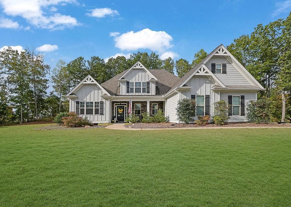 1st image of 523 Black Horse Cir