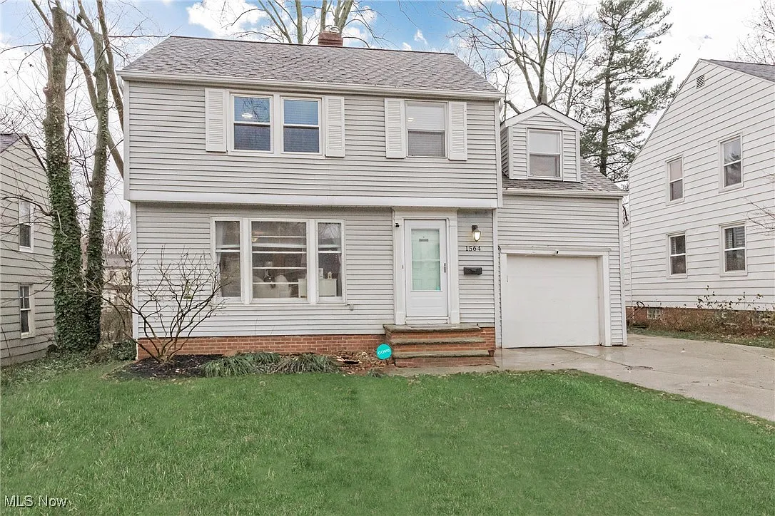 1564 Westdale Rd photo 1