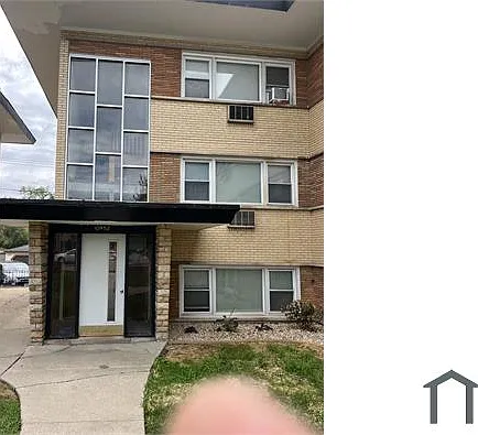 10952 S Western Ave #2