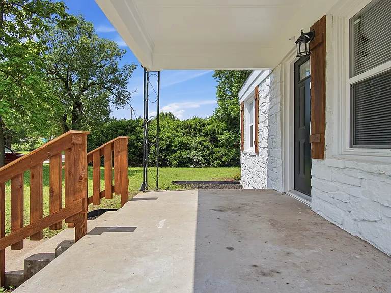 1237 Staton Dr — Photo 31