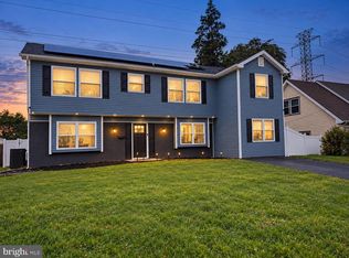 63 Marboro Ln, Willingboro, NJ 08046