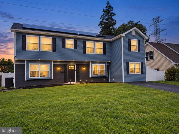 63 Marboro Ln, Willingboro, NJ 08046