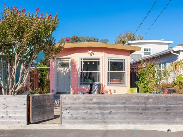 131 Anchorage Ave, Santa Cruz, CA 95062