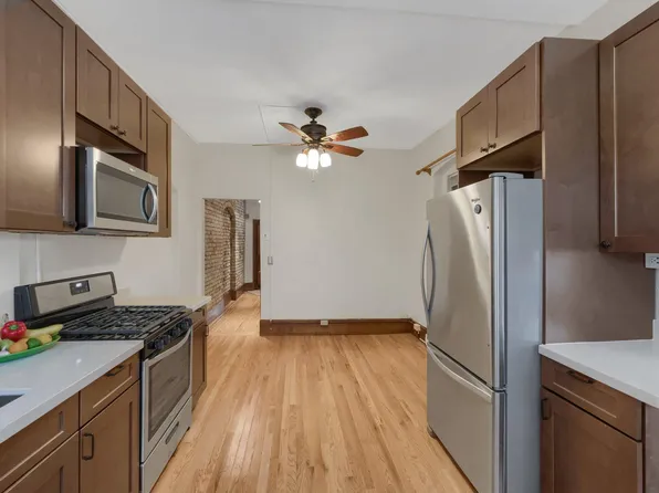 607 S 9th St APT 1, Minneapolis, MN 55404