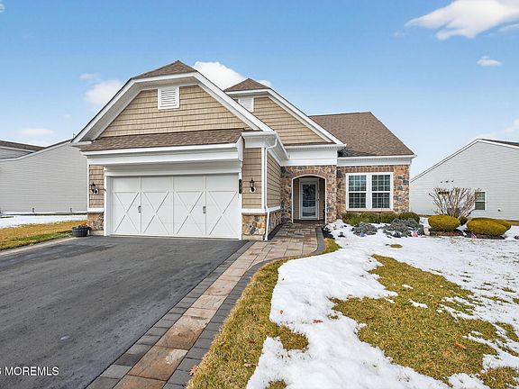 2nd image of 35 Addlestone Lane