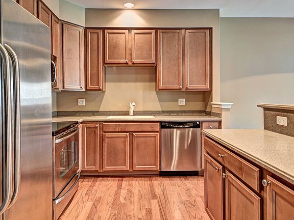 5th image of 107 Alanna Ct