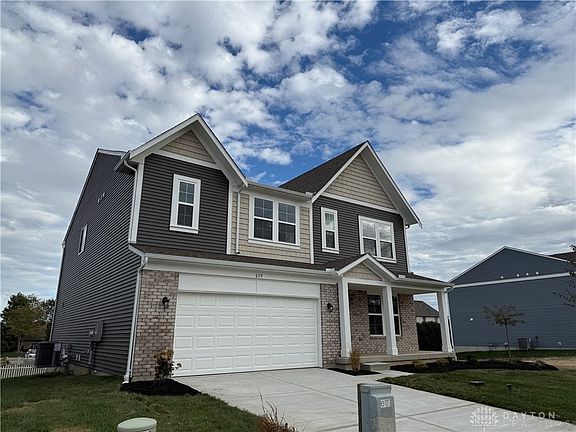 2nd image of 679 Deerhurst Dr