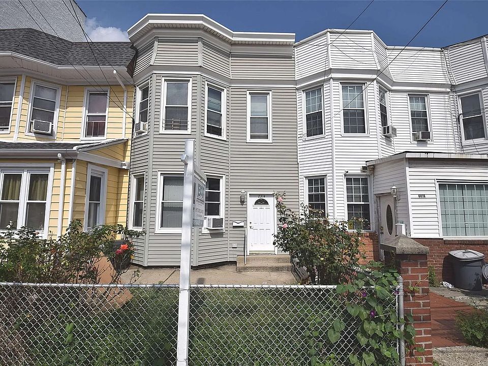 1st image of 2314 41st St