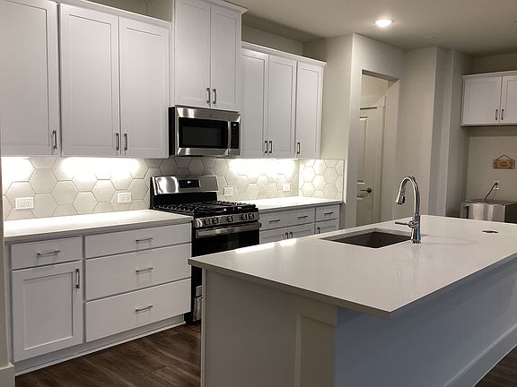 5th image of 3216 Rustic Creek Dr