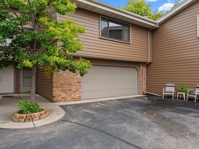 8305 Mitchell Rd, Eden Prairie, MN, 55347