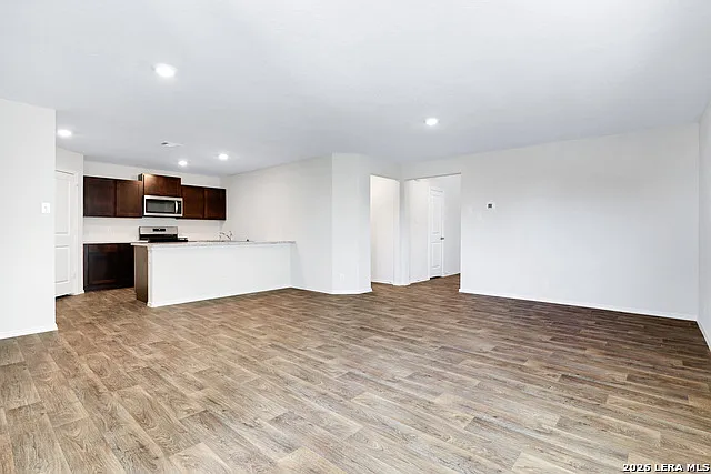 13512 Waxman Spark — Photo 5