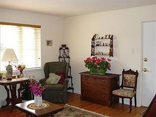 2nd image of 221 Monclay Ct APT 1N