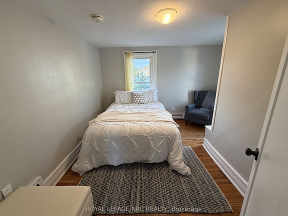 5th image of 90 Park St