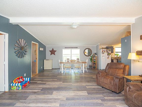 4th image of 6844 Zachary Ct E