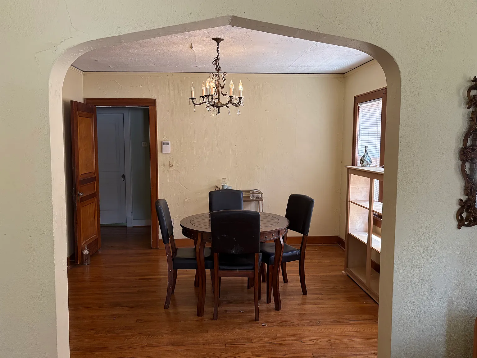 1 bed, 900 sqft, $1,199 — Photo 3