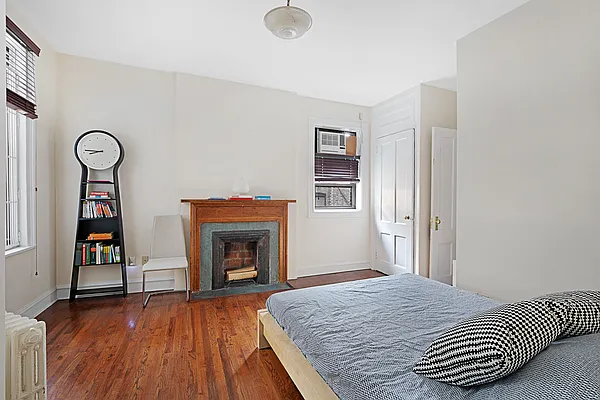 Rented by Douglas Elliman | media 8