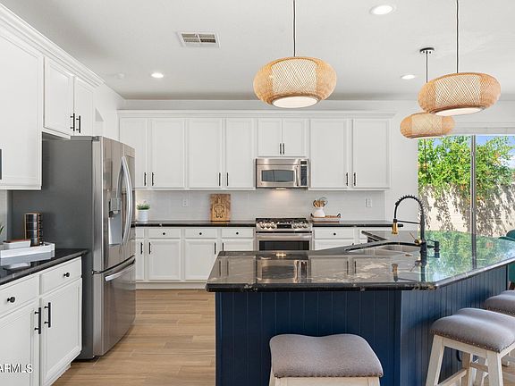 5th image of 7018 W Wood Street
