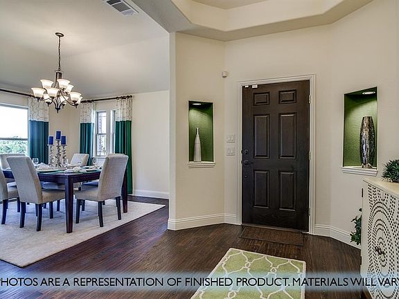 3rd image of 3035 Concourse Dr