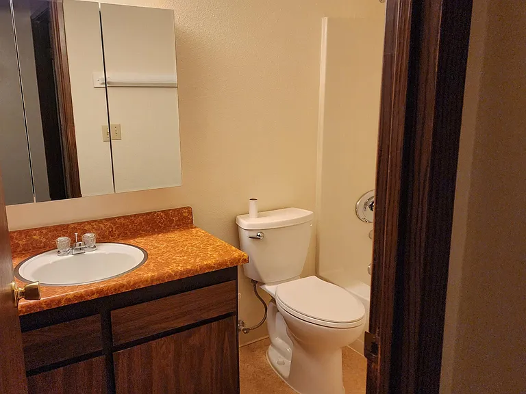 8621 N Edison St #7 — Photo 8