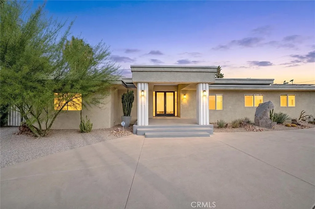 5 bed, 4434 sqft, $9,500 — Photo 2