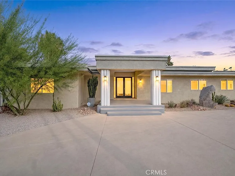 1600 E Palm Tree Dr — Photo 2