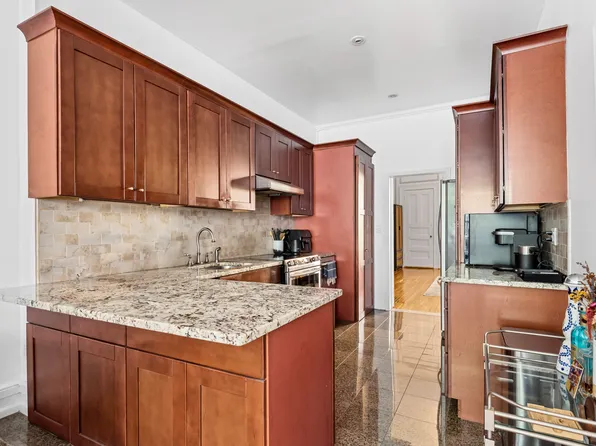 311 West 78th Street image 5 of 14