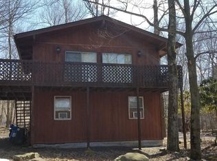 5121 Beach Side Dr, Tobyhanna, PA