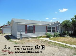 967 Sequoia Ave, Craig, CO 81625