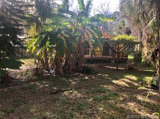 1756 Elizabeth St, New Smyrna Beach, FL 32168