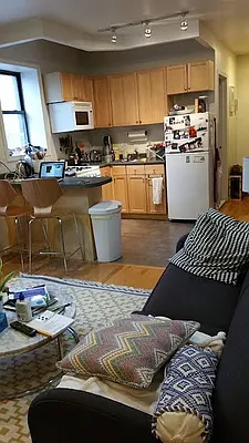 Rented by Chartwell Manhattan Realty | media 20