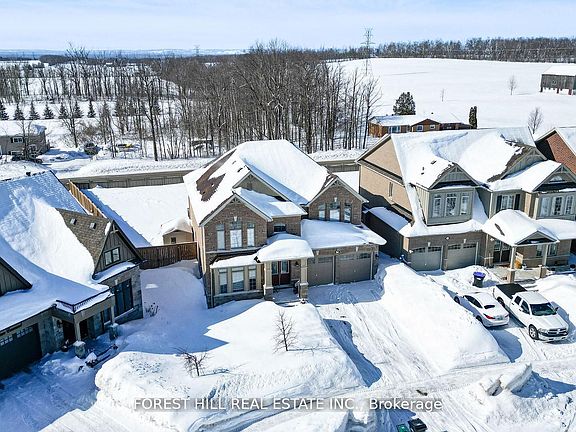 2nd image of 37 Rugman Cres