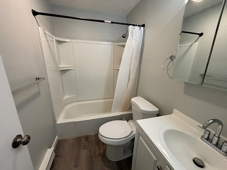 8 Lanesboro Rd #5 — Photo 2