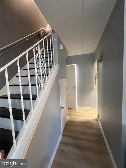 2 bed, 1100 sqft, $2,000 — Photo 4