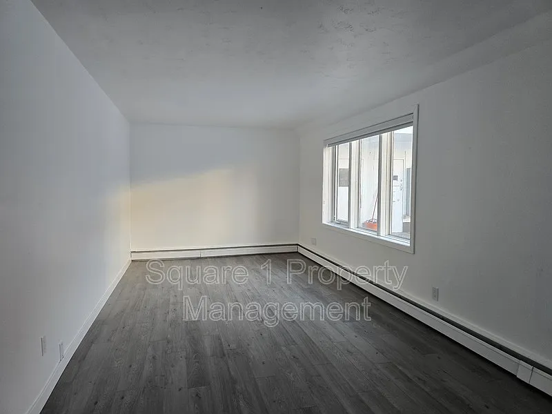 10710 127th St NW