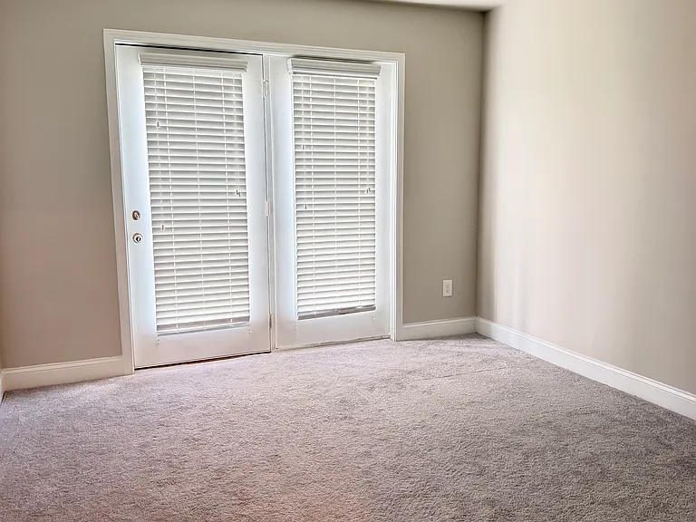 2005 Manor Pointe Dr — Photo 8