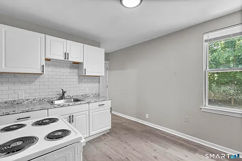 106 Birch St #7 Photo 1