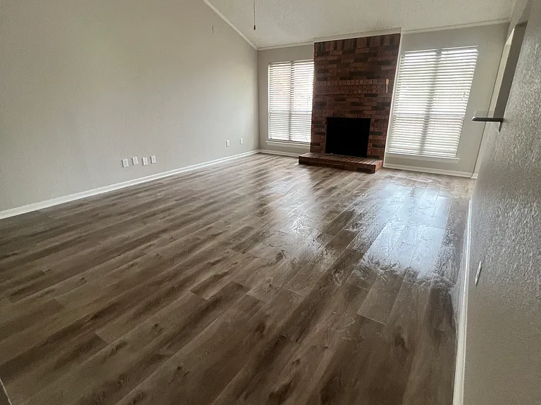 270 Pinyon Ln — Photo 2