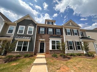 13020 Cottage Cove Ln, Charlotte, NC 28215