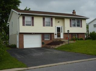 2666 Penbrook Ln, State College, PA 16801