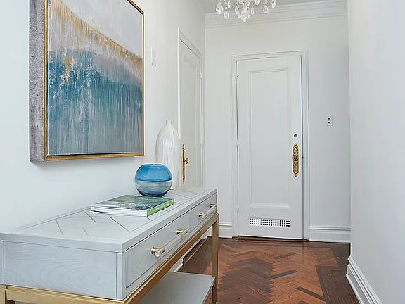 3rd image of 465 Park Ave APT 6E