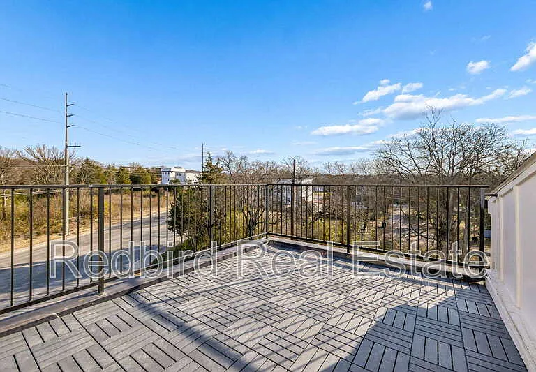 2050 McKinley St — Photo 32