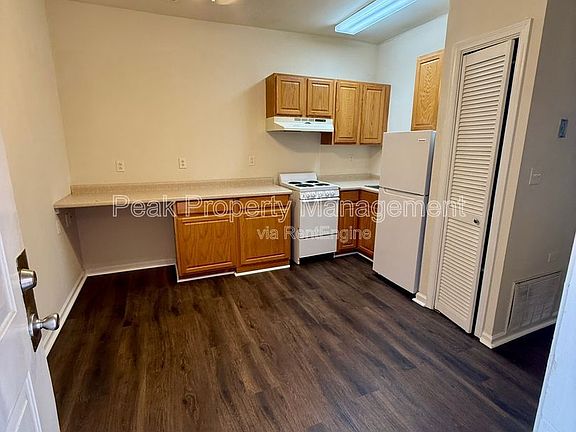 2nd image of 1110 W Main St #1