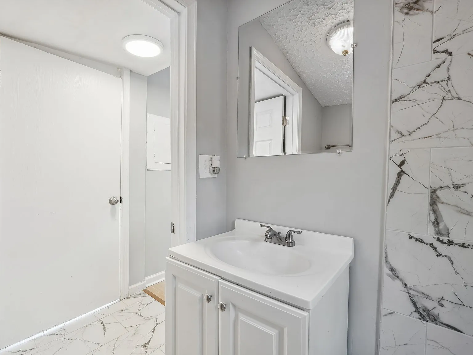 562 Grant St Sw — Photo 2