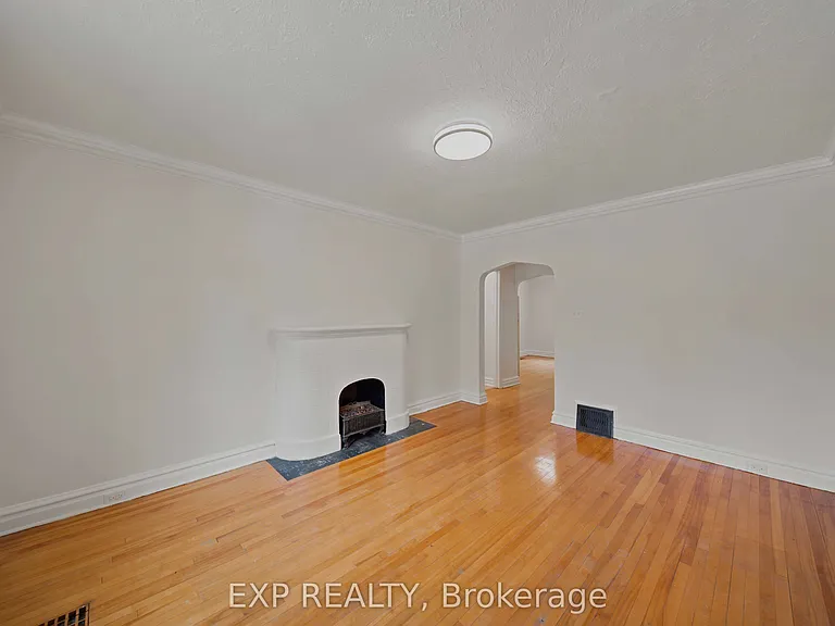 452 Sunnyside Ave — Photo 6