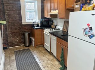 28 Fleet St APT A, Boston, MA 02113