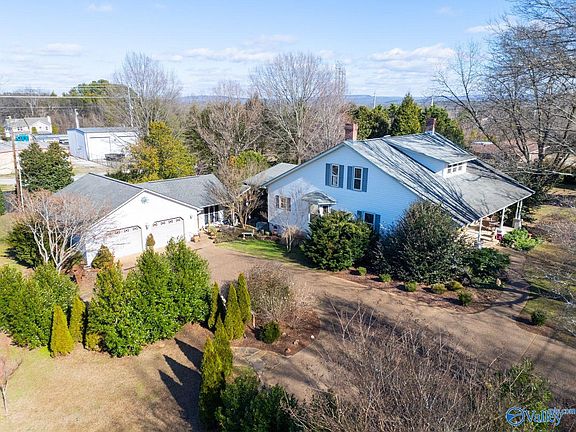 2nd image of 779 Old Gurley Rd NE