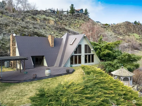 331 Basalt Springs Way, Naches, WA 98937
