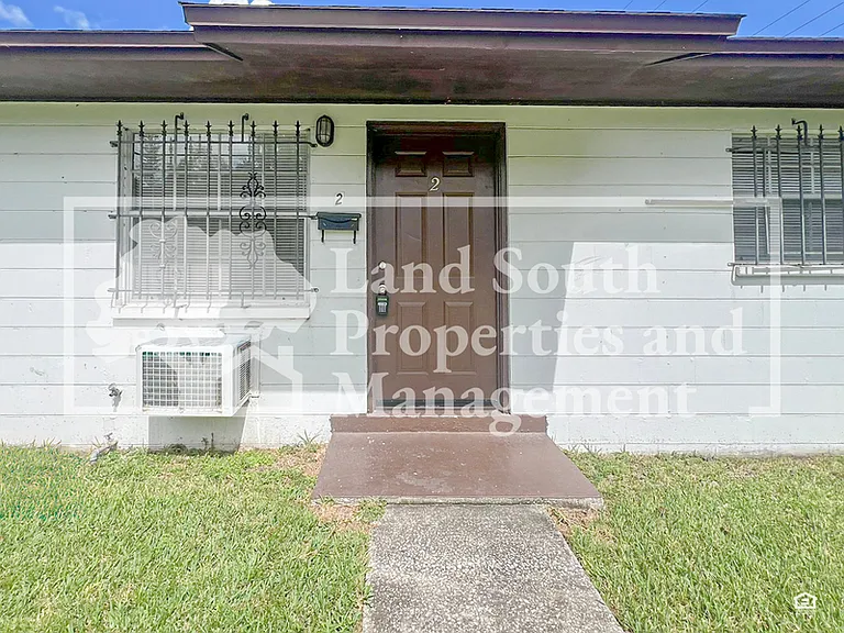 620 N Lake Ave #2 — Photo 3