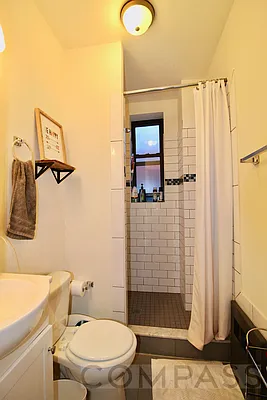 Rented by Compass | media 19