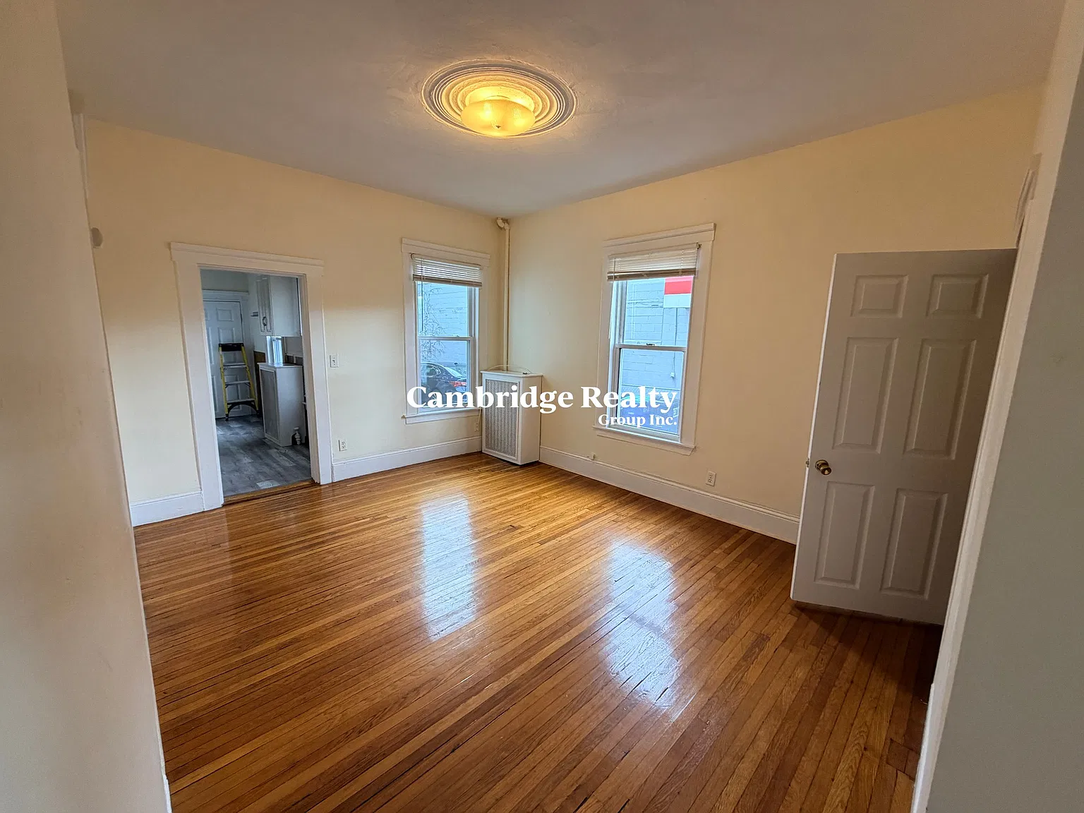 2 bed, 1.0 bath, 1000 sqft, $3,200 — Photo 4